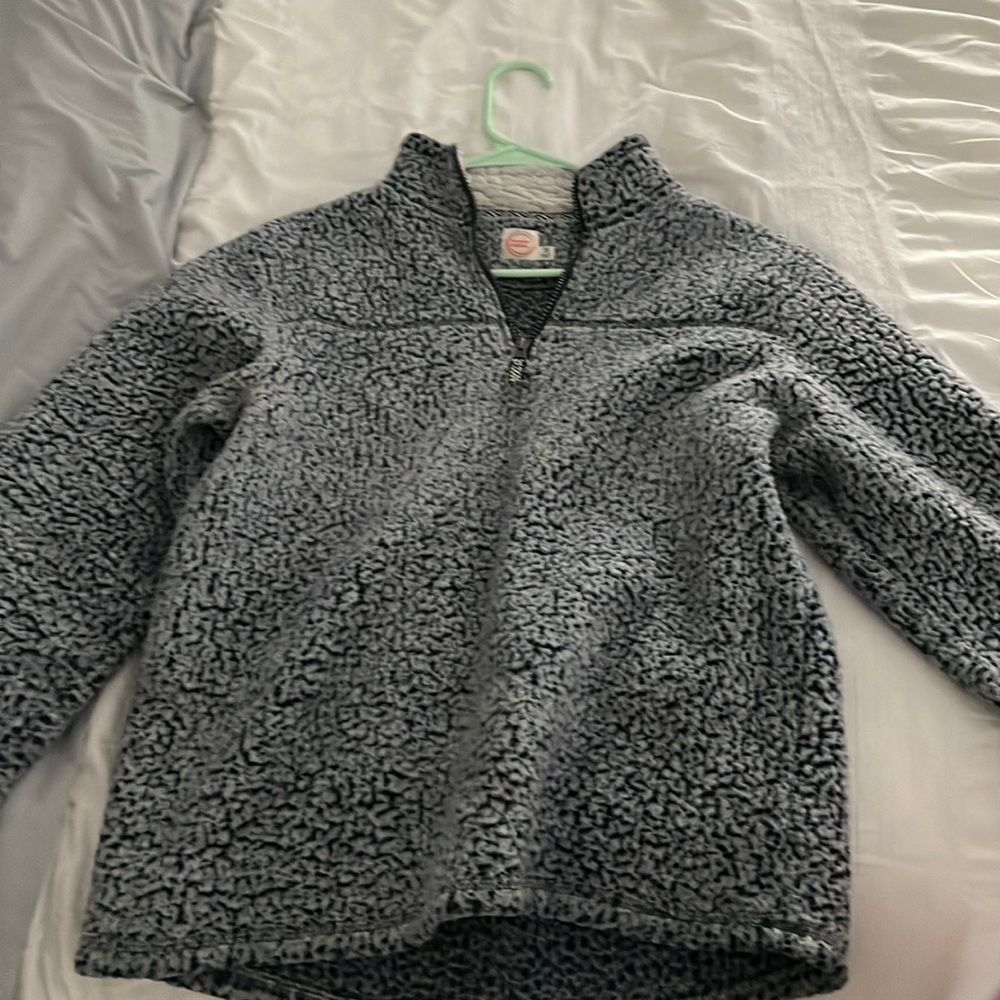 Fuzzy gray sherpa